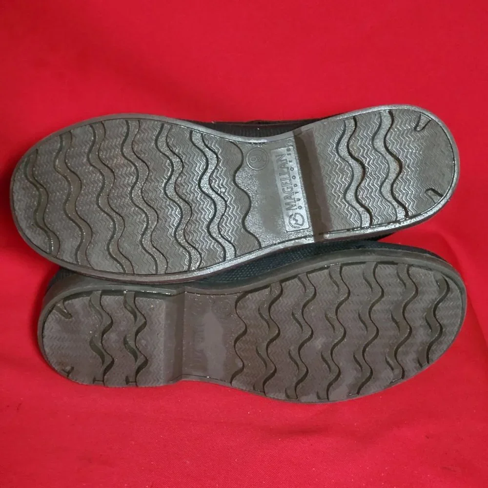Megellan Outdoors Rubber Boots Mens Shoes Size 9D